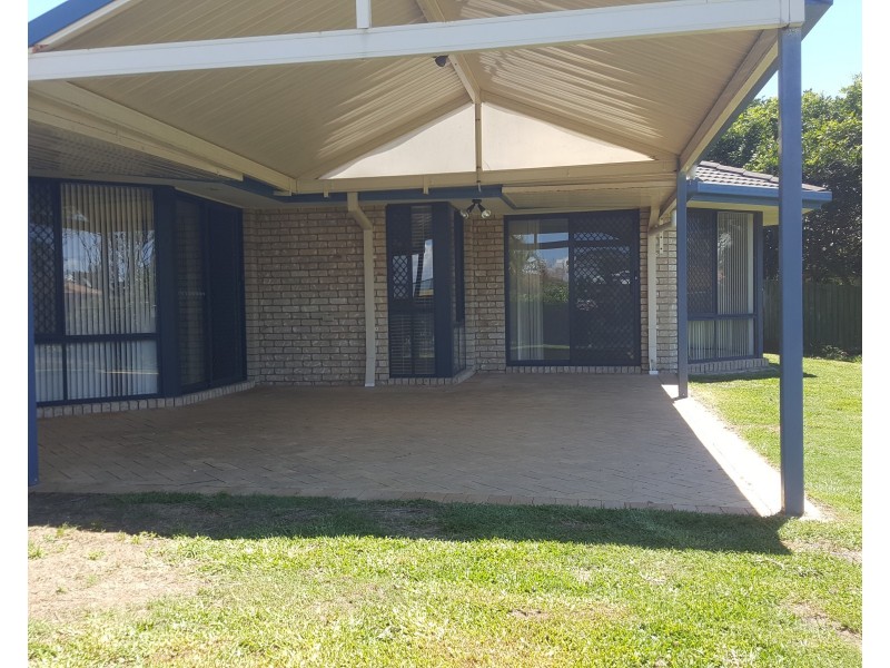 32 Apollo Crescent, Beachmere QLD 4510