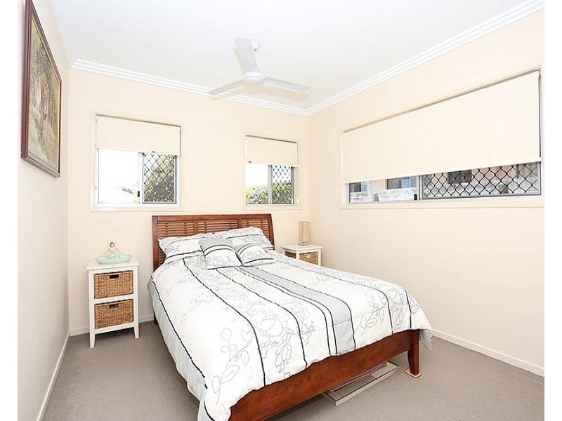 57 Sandheath place, Ningi QLD 4511