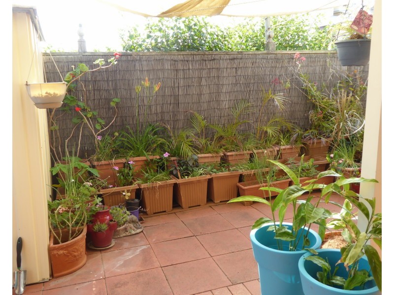 10/18-20 Spinnaker Drive, Sandstone Point QLD 4511