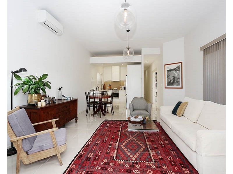 1/73 Lachlan Crescent, Sandstone Point QLD 4511