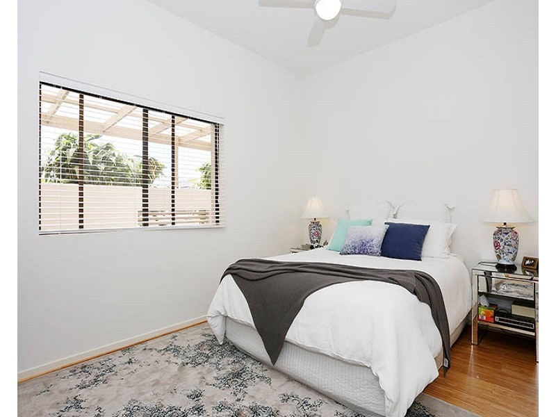 1/73 Lachlan Crescent, Sandstone Point QLD 4511