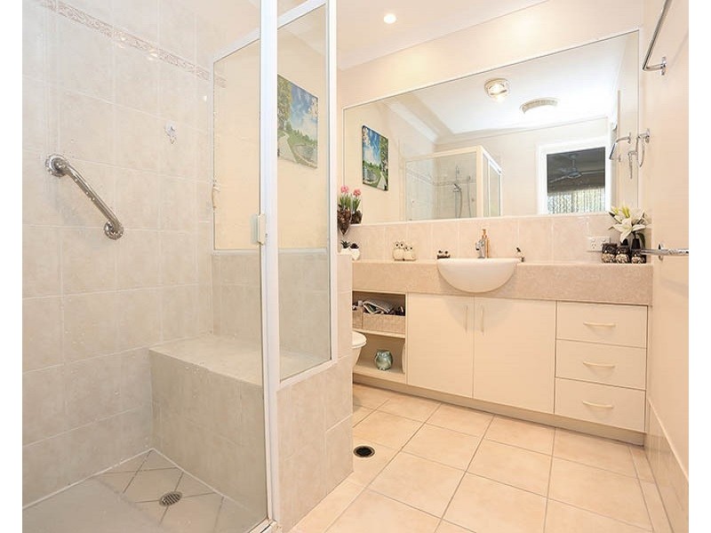 3/210 Bestmann rd, Sandstone Point QLD 4511