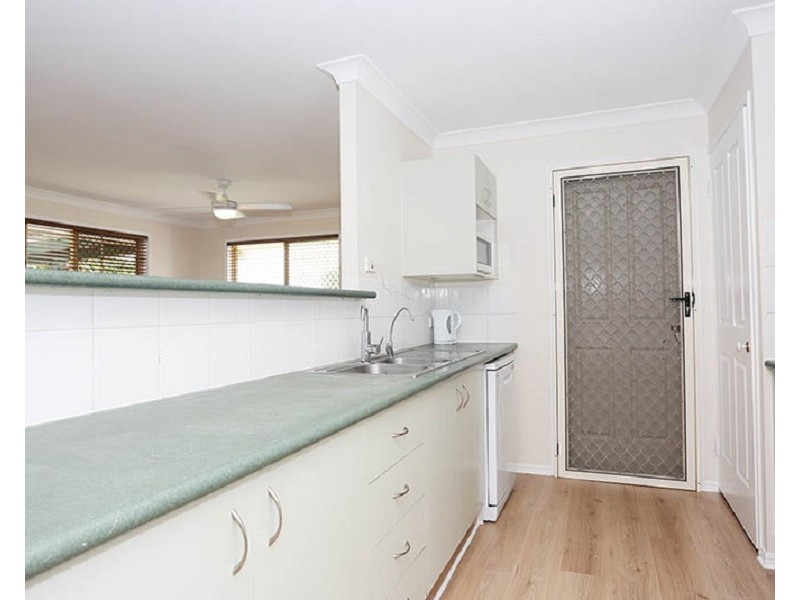 159 Bestmann Road East, Sandstone Point QLD 4511