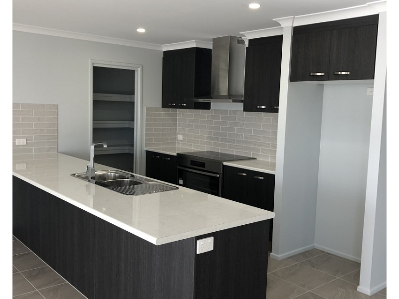 29 Lungfish Circuit, Bongaree QLD 4507