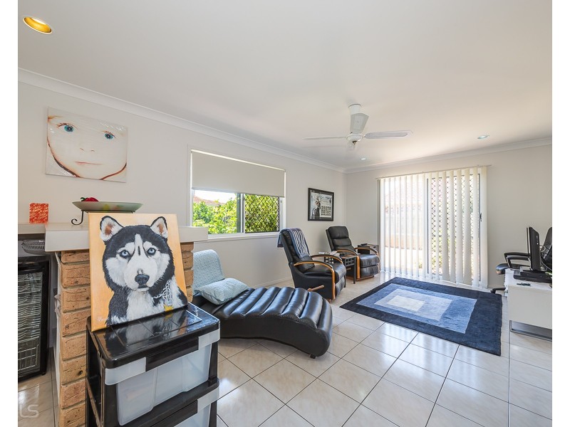 18  Castaway Court, Banksia Beach QLD 4507
