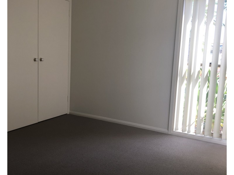 6 Catamaran Court, Banksia Beach QLD 4507