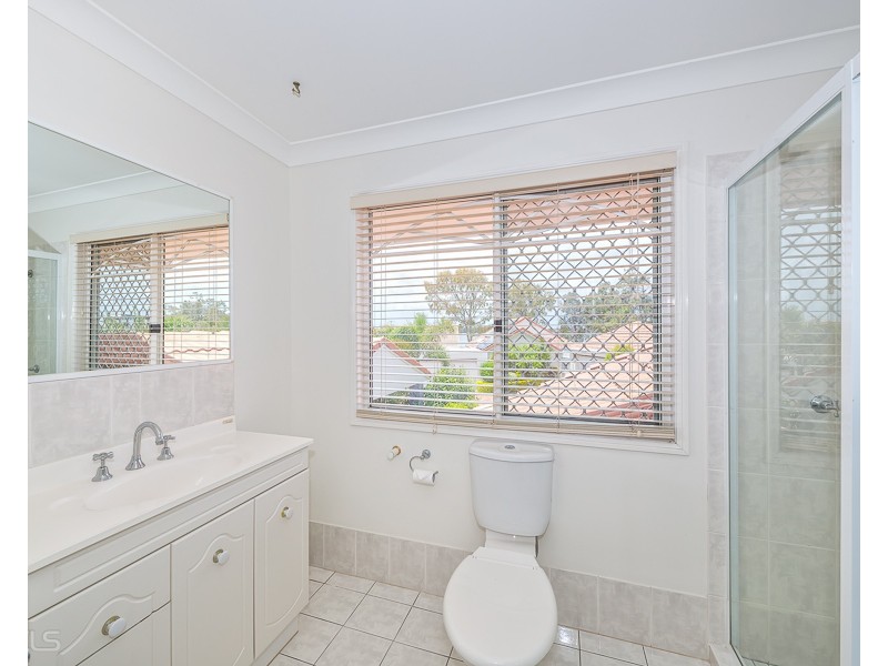 11/18-20 Spinnaker Drive, Sandstone Point QLD 4511