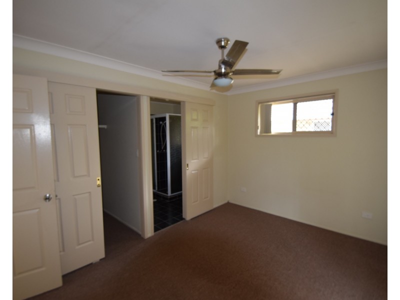 41 Lachlan Crescent, Sandstone Point QLD 4511