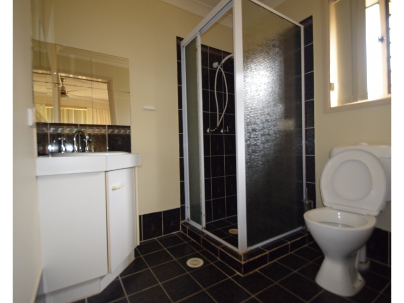 41 Lachlan Crescent, Sandstone Point QLD 4511