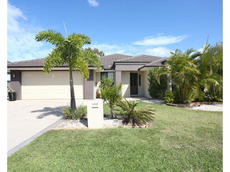 104 Marina Boulevard, Banksia Beach QLD 4507