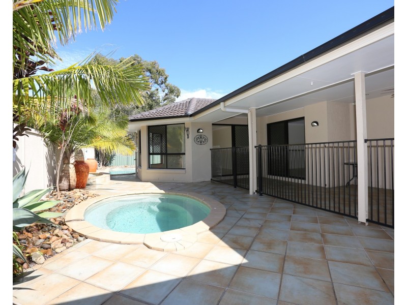 104 Marina Boulevard, Banksia Beach QLD 4507