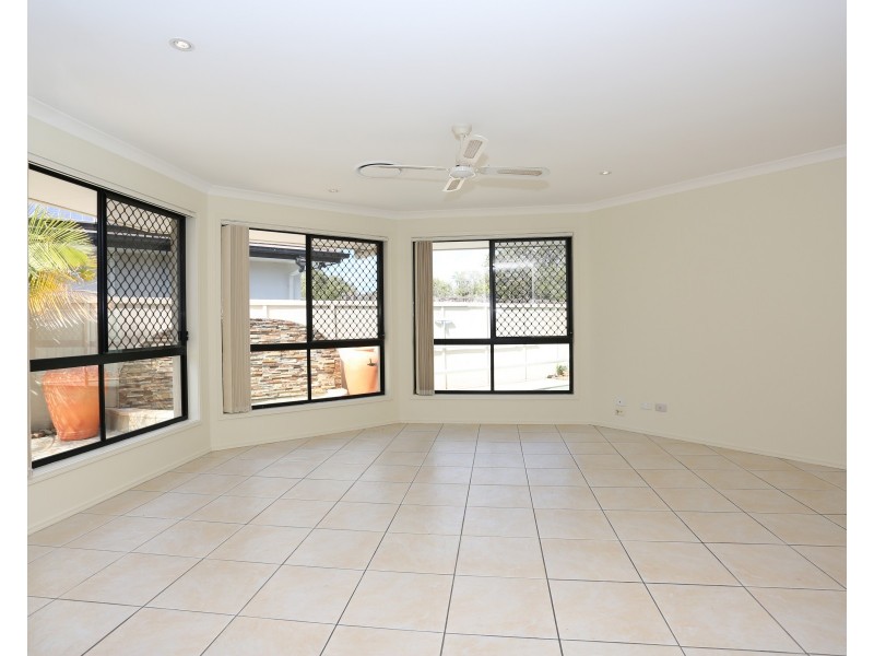 104 Marina Boulevard, Banksia Beach QLD 4507