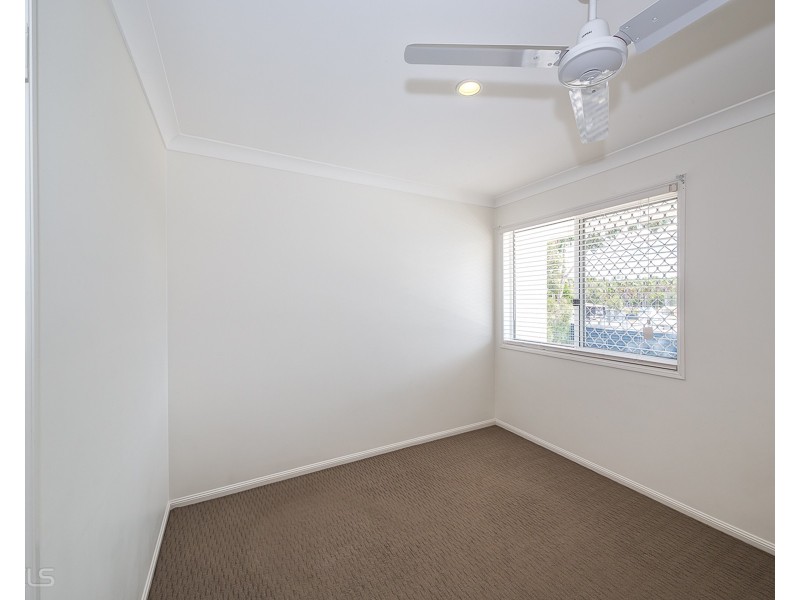 11/18-20 Spinnaker Drive, Sandstone Point QLD 4511