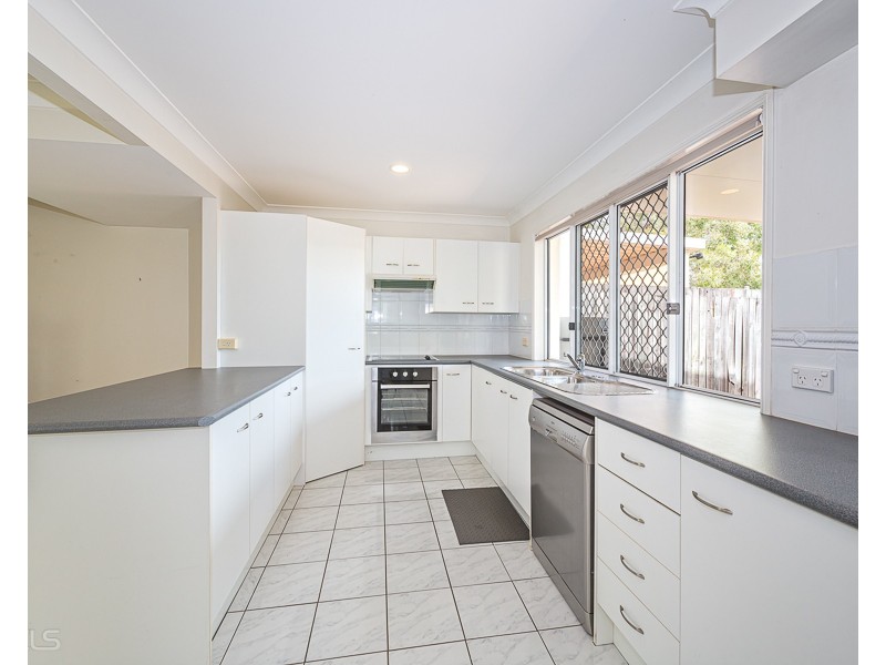 11/18-20 Spinnaker Drive, Sandstone Point QLD 4511
