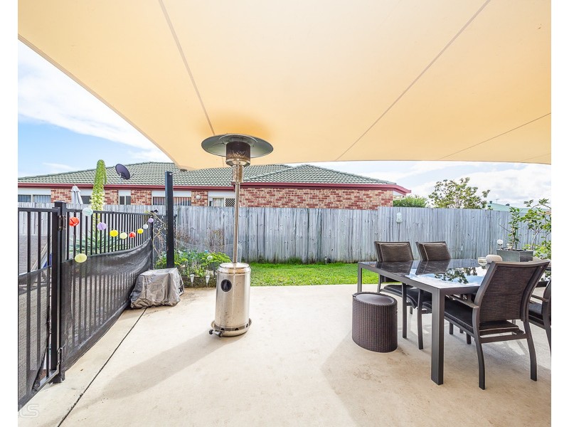 22 Tallow Court, Sandstone Point QLD 4511