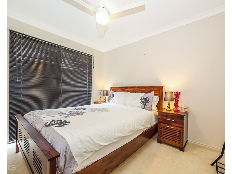 22 Tallow Court, Sandstone Point QLD 4511