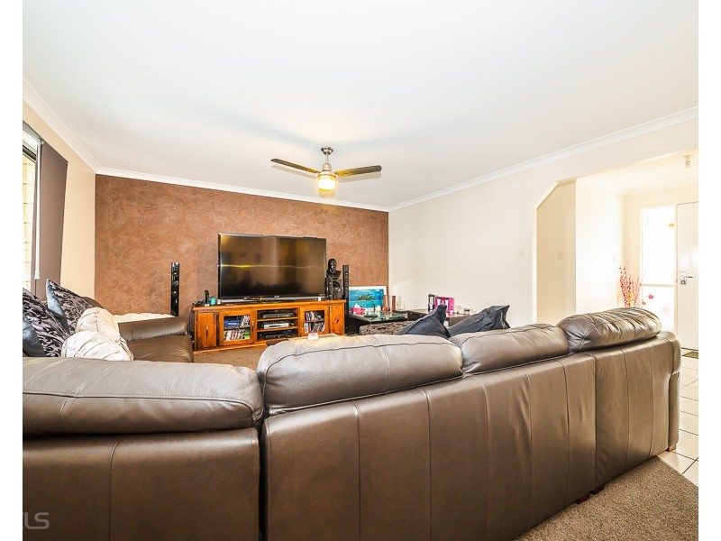 22 Tallow Court, Sandstone Point QLD 4511