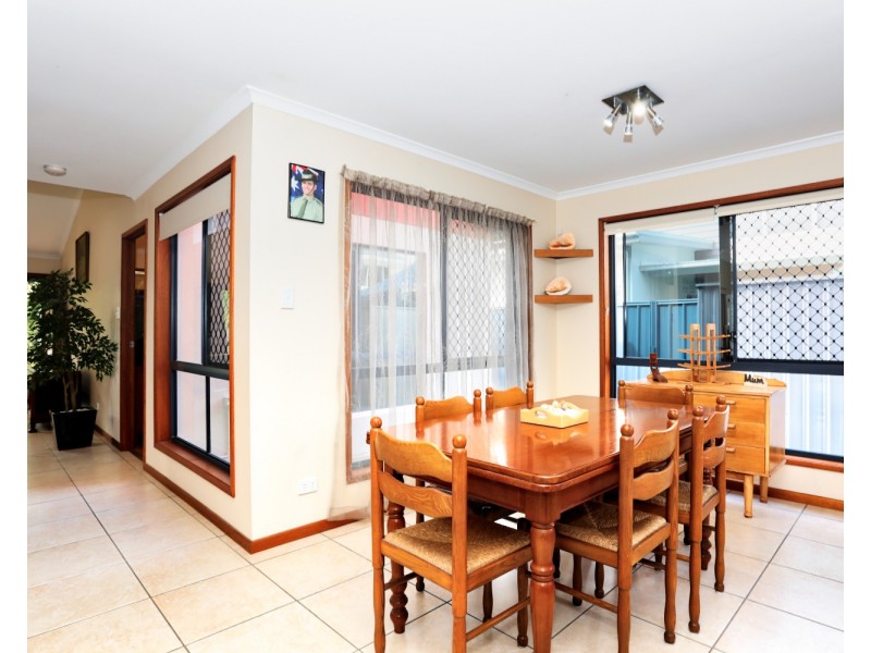 4 Hutchinson Street, Woorim QLD 4507