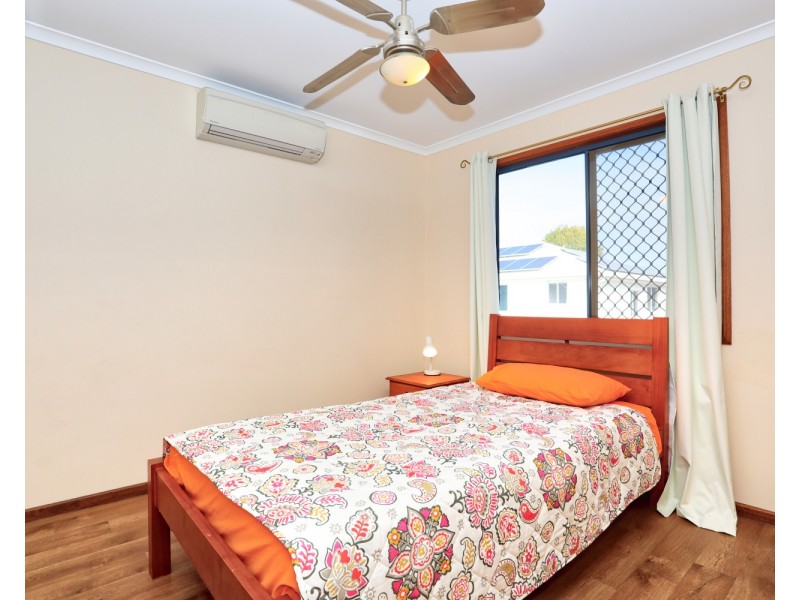 4 Hutchinson Street, Woorim QLD 4507