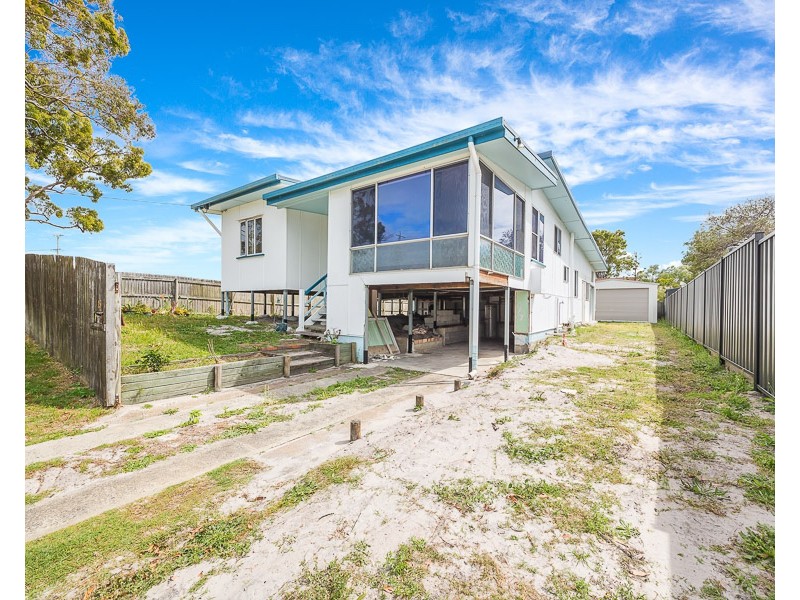 15 Benny Street, Woorim QLD 4507