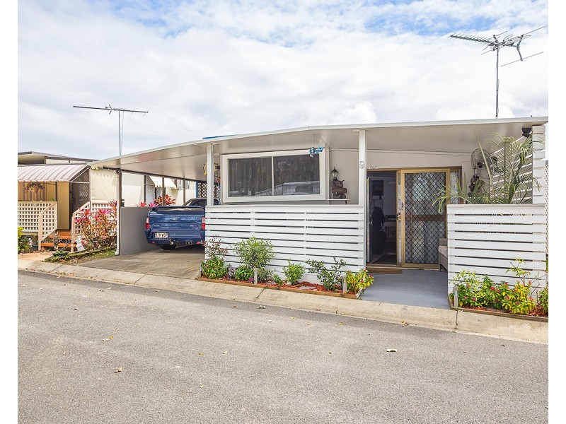 Sandstone Point QLD 4511