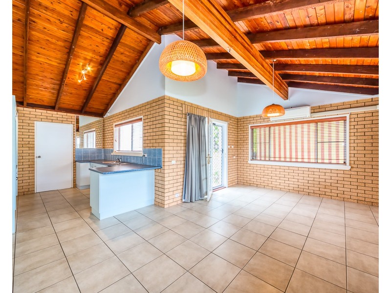 15 Brookes Crescent, Woorim QLD 4507