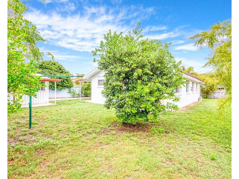 15 Brookes Crescent, Woorim QLD 4507