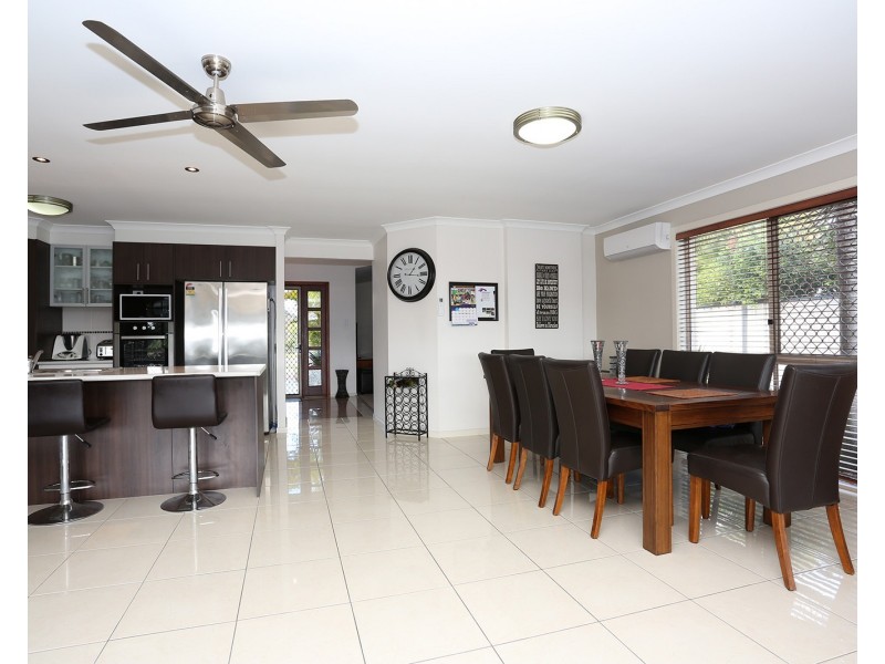 22 Topsail Circuit, Banksia Beach QLD 4507