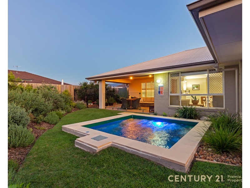 14 Treefrog street, Ningi QLD 4511