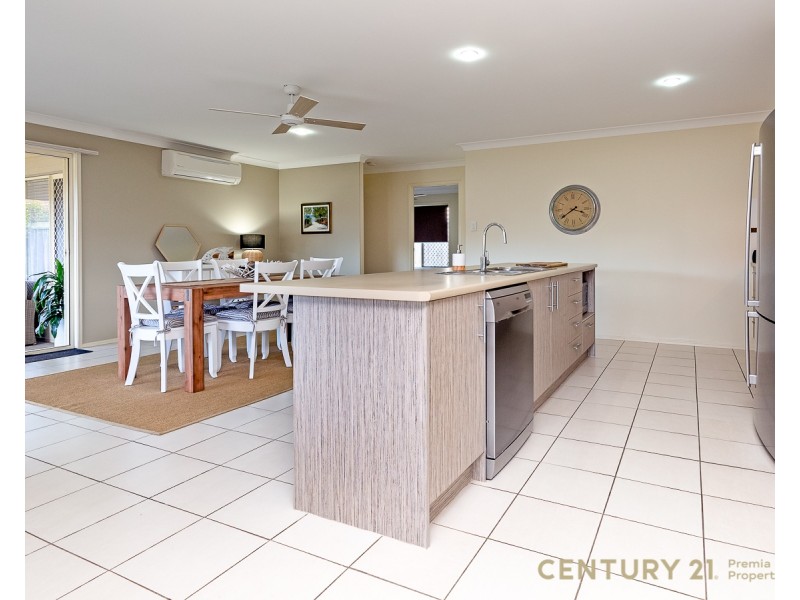 14 Treefrog street, Ningi QLD 4511