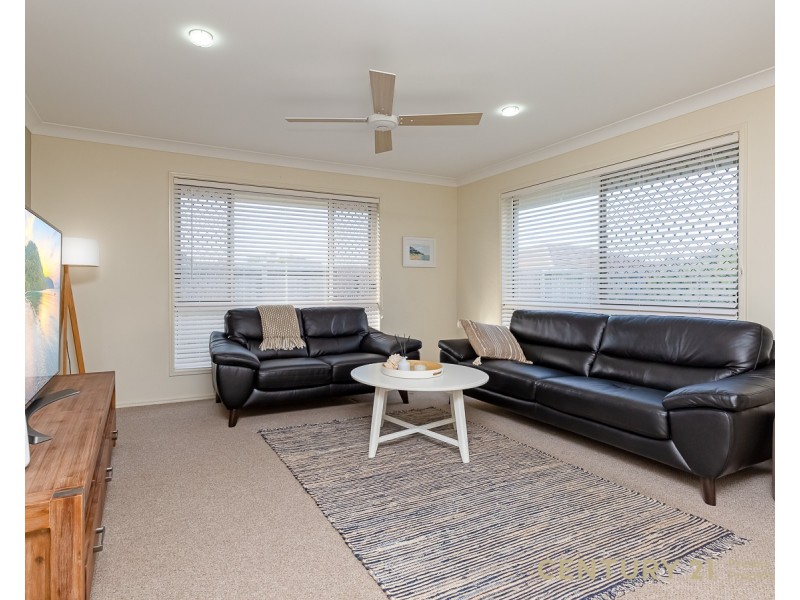 14 Treefrog street, Ningi QLD 4511