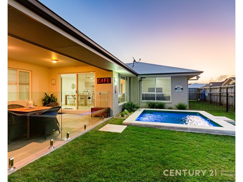 14 Treefrog street, Ningi QLD 4511