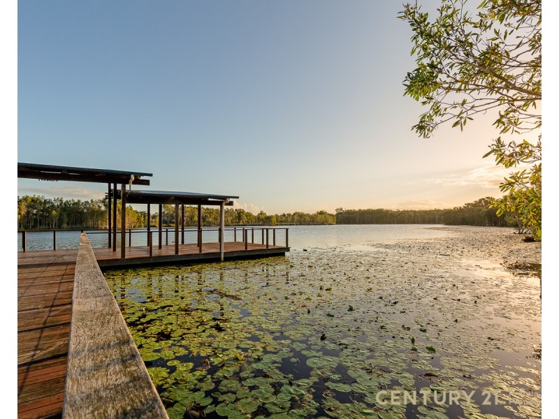 14 Treefrog street, Ningi QLD 4511