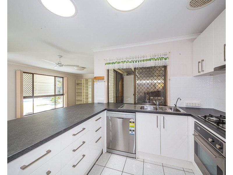21 Cassia Avenue, Banksia Beach QLD 4507