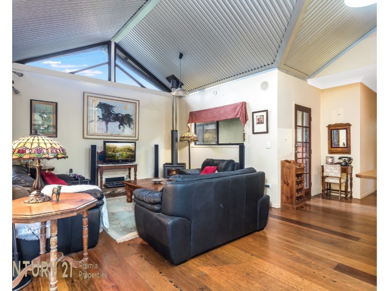 176  White Patch Esplanade, White Patch QLD 4507