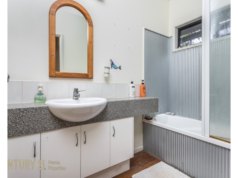176  White Patch Esplanade, White Patch QLD 4507