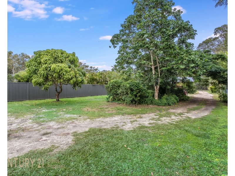 176  White Patch Esplanade, White Patch QLD 4507