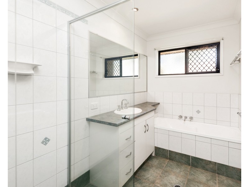 84 Sugarwood Street, Bellbowrie QLD 4070