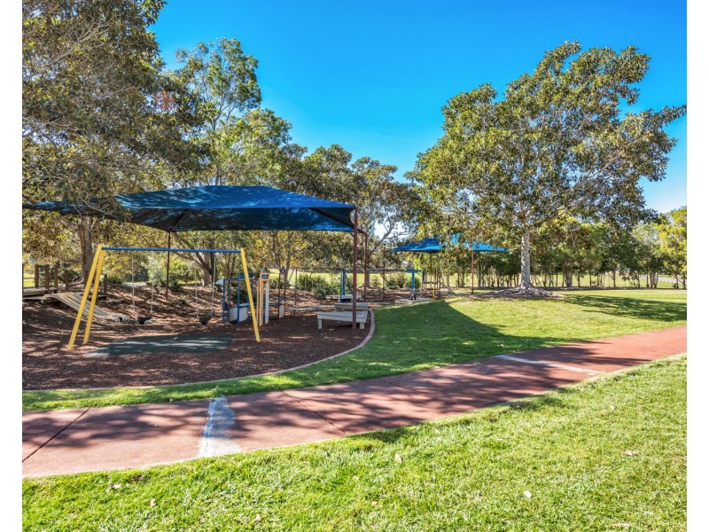 84 Sugarwood Street, Bellbowrie QLD 4070