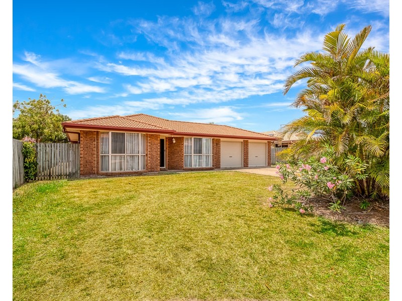 7 Smout court, Sandstone Point QLD 4511