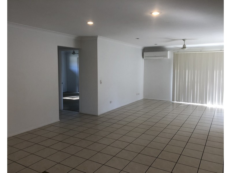 Sandstone Point QLD 4511