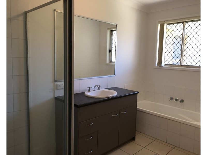 Sandstone Point QLD 4511