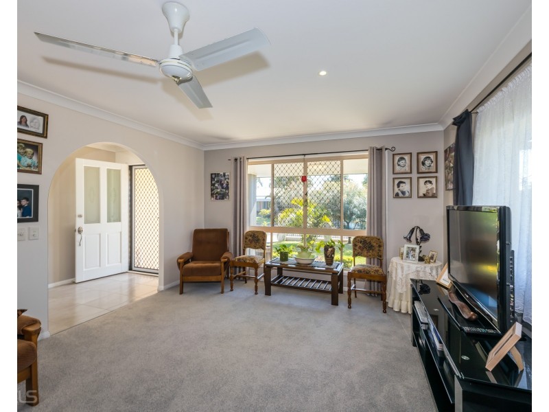 4 Sanctuary Court, Bongaree QLD 4507