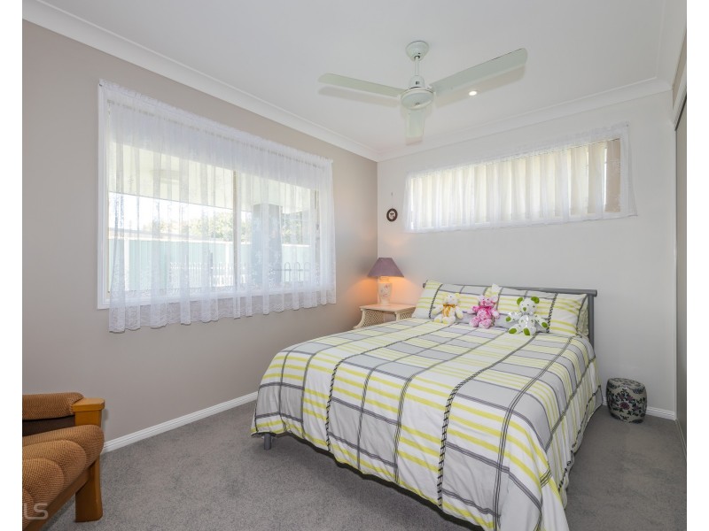 4 Sanctuary Court, Bongaree QLD 4507