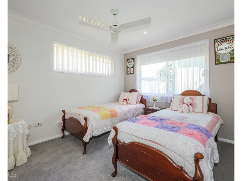 4 Sanctuary Court, Bongaree QLD 4507
