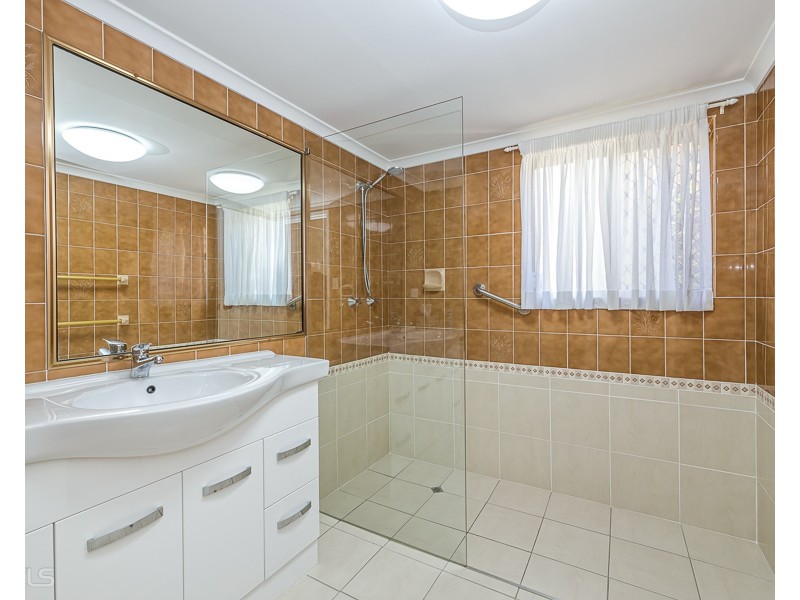 1/197 Welsby Parade, Bongaree QLD 4507