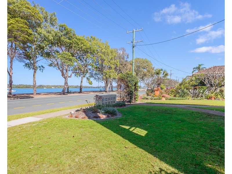 1/197 Welsby Parade, Bongaree QLD 4507