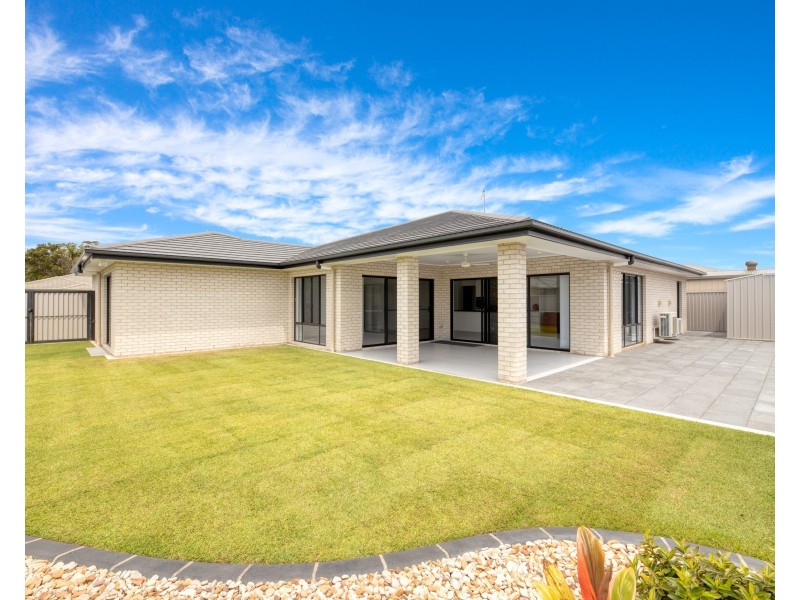 19 Herring street, Bongaree QLD 4507