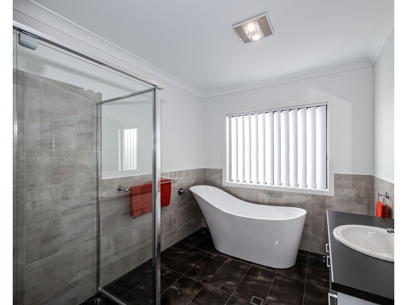 19 Herring street, Bongaree QLD 4507