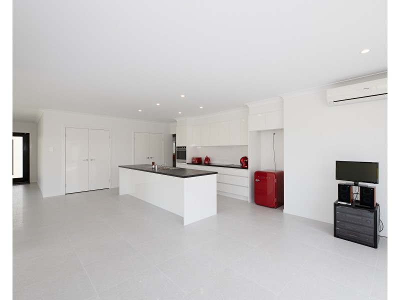 19 Herring street, Bongaree QLD 4507